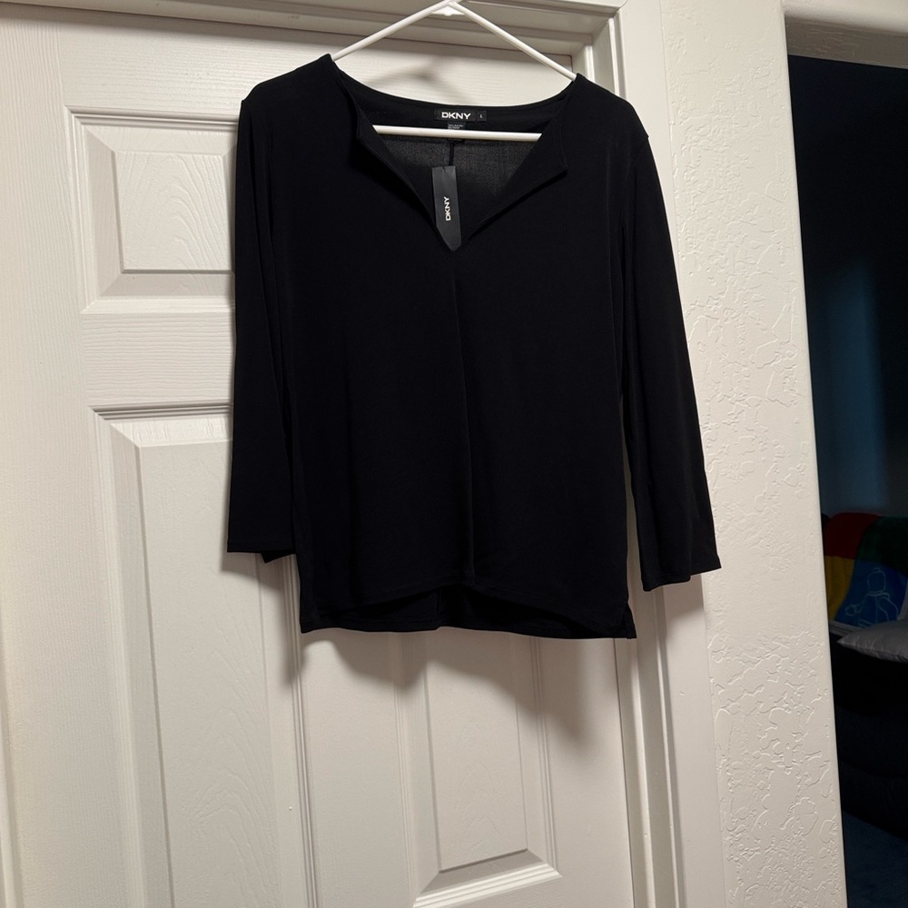 DKNY Women's Classic Black Top